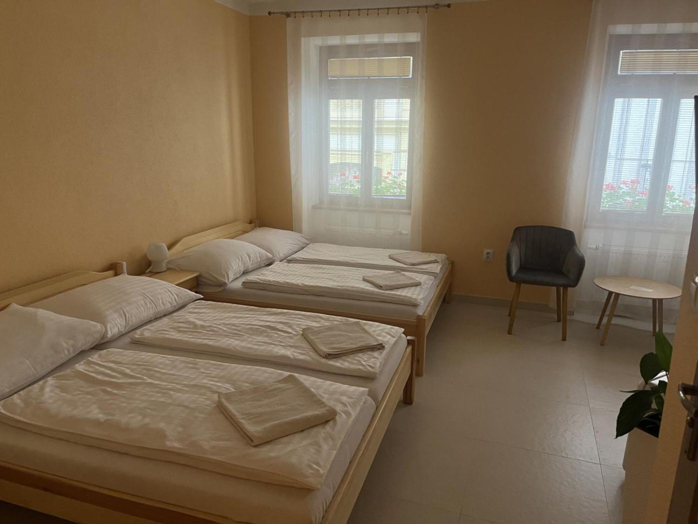 Vt6 House & Restaurant Bed & Breakfast Znojmo Luaran gambar