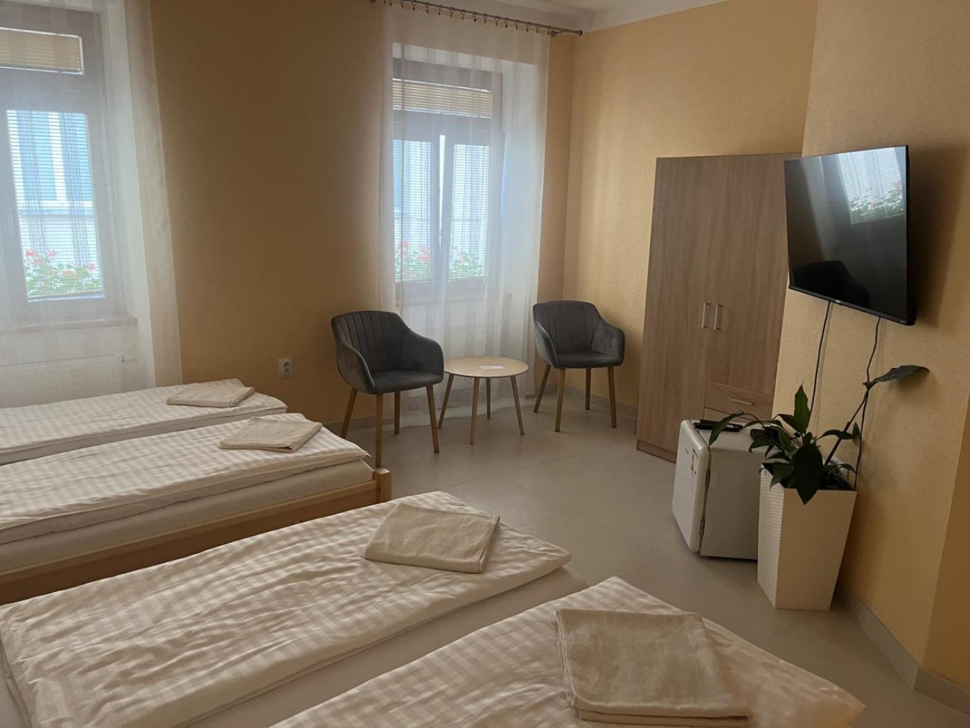 Vt6 House & Restaurant Bed & Breakfast Znojmo Luaran gambar