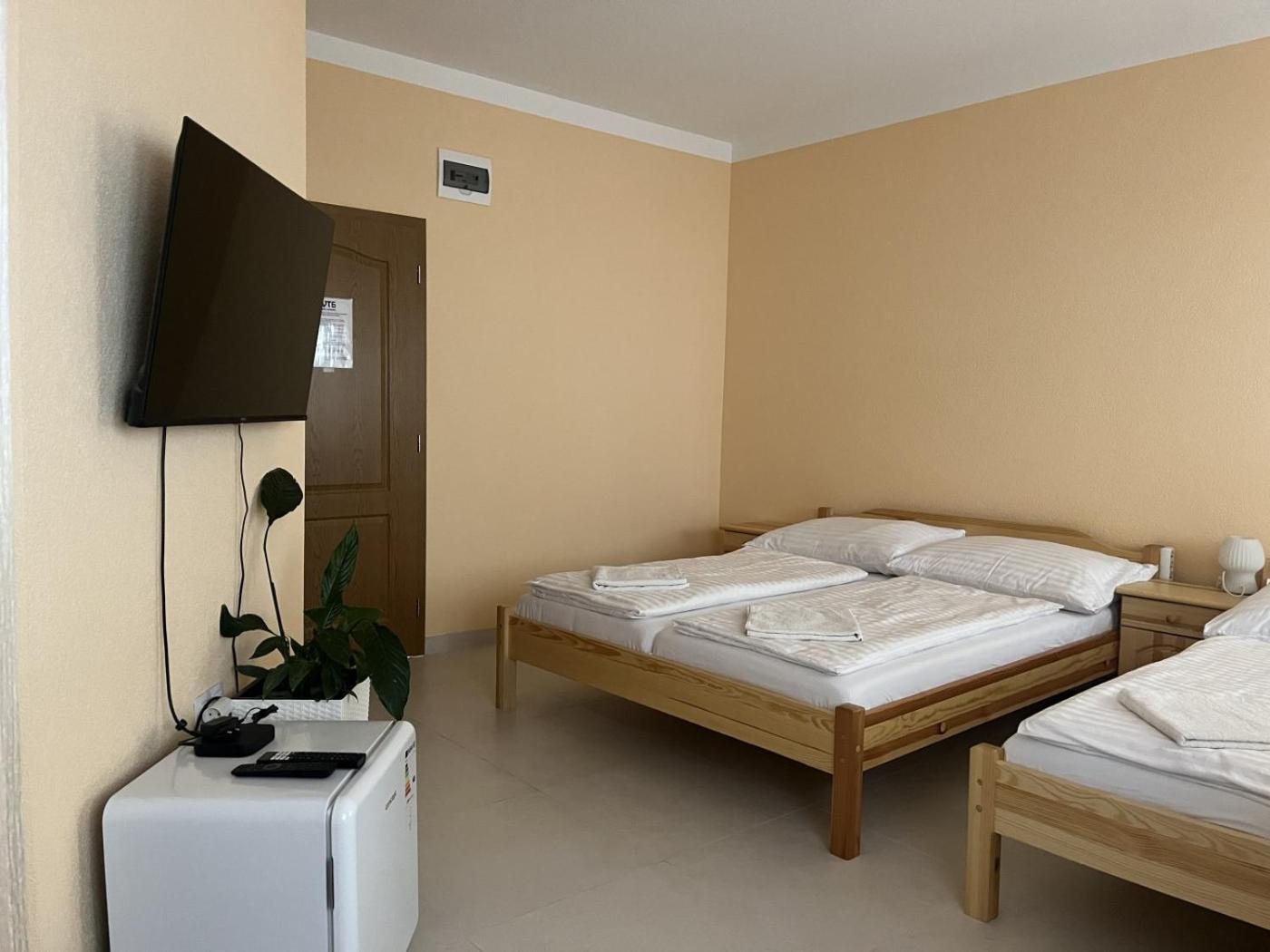 Vt6 House & Restaurant Bed & Breakfast Znojmo Luaran gambar